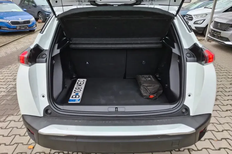 Peugeot 2008 din 2020 cu 92.105 km - oferta PEU158292 - foto 10