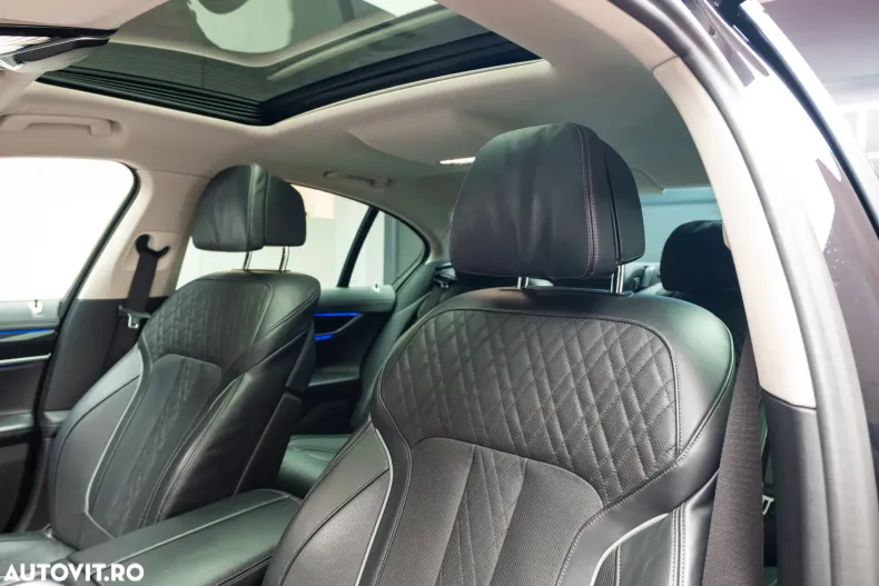 BMW Seria 7 din 2022 cu 110.136 km - oferta BMW158294 - foto 11