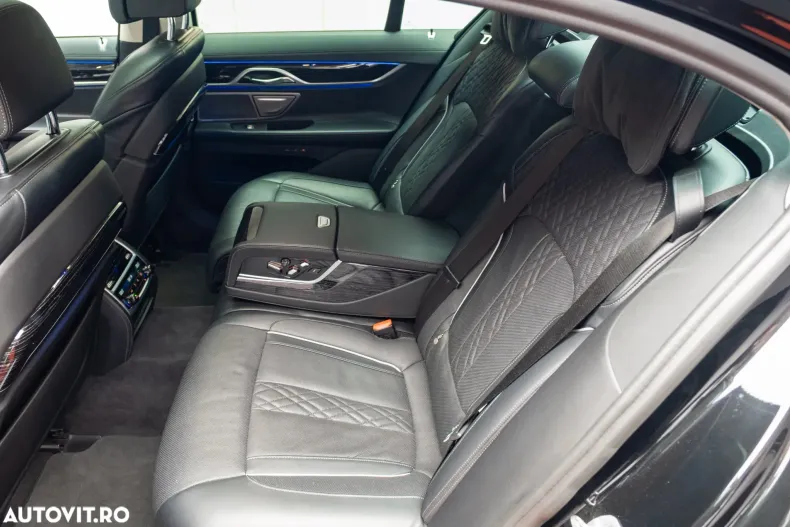 BMW Seria 7 din 2022 cu 110.136 km - oferta BMW158294 - foto 23