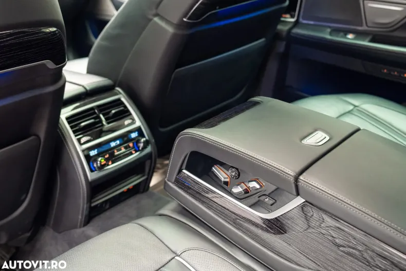 BMW Seria 7 din 2022 cu 110.136 km - oferta BMW158294 - foto 26