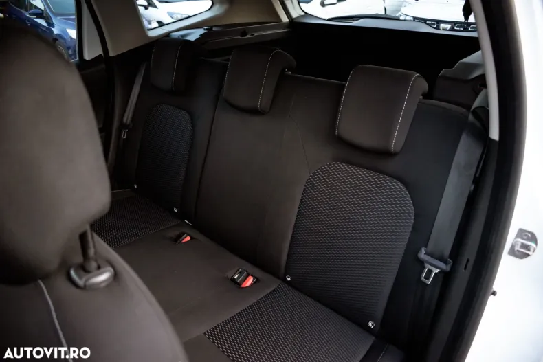 Dacia Duster din 2021 cu 107.000 km - oferta DAC158295 - foto 18
