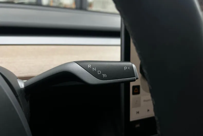 Tesla Model Y din 2023 cu 159.092 km - oferta TES158298 - foto 16