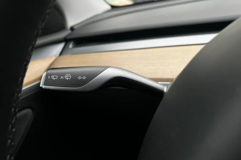 Tesla Model Y din 2023 cu 159.092 km - oferta TES158298 - foto 17