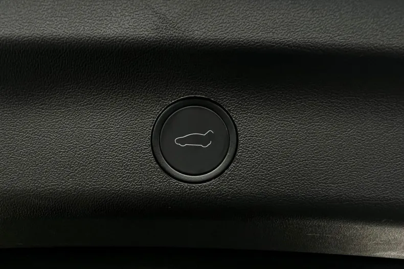 Tesla Model Y din 2023 cu 159.092 km - oferta TES158298 - foto 39