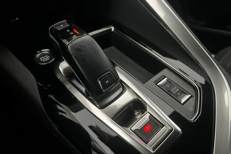 Peugeot 3008 din 2022 cu 163.392 km - oferta PEU158299 - foto 12