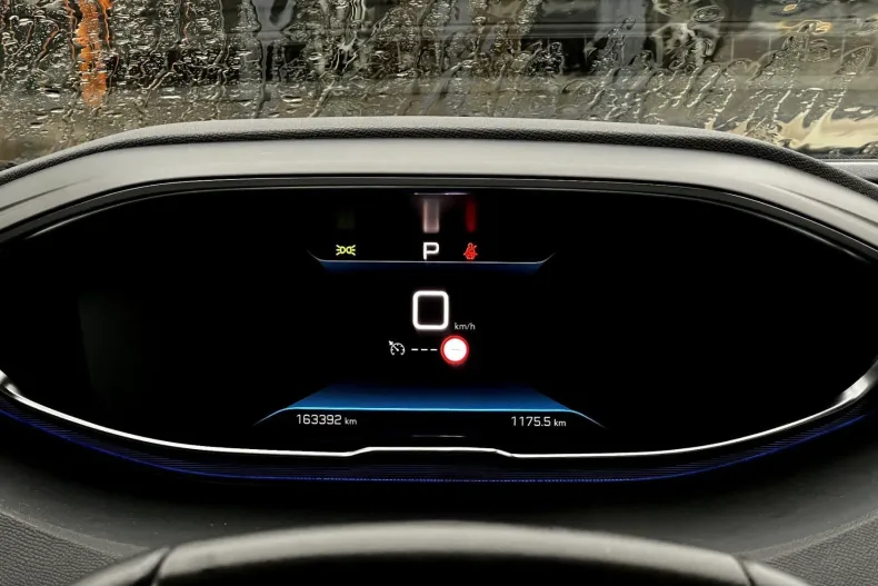 Peugeot 3008 din 2022 cu 163.392 km - oferta PEU158299 - foto 18