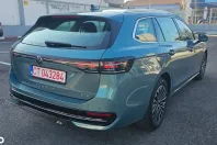 Volkswagen Passat din 2024 cu 13.236 km - oferta VOL158301 - foto 13