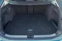 Volkswagen Passat din 2024 cu 13.236 km - oferta VOL158301 - foto 33