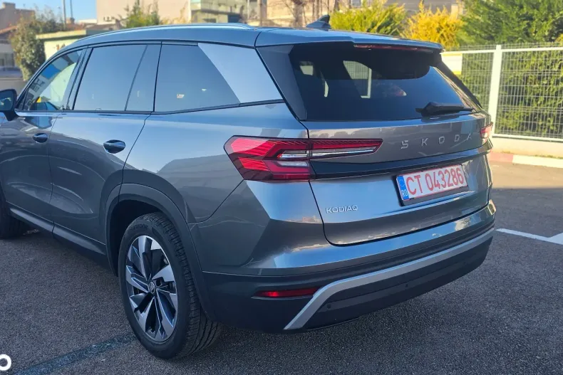 Skoda Kodiaq din 2024 cu 2.555 km - oferta SKO158302 - foto 3