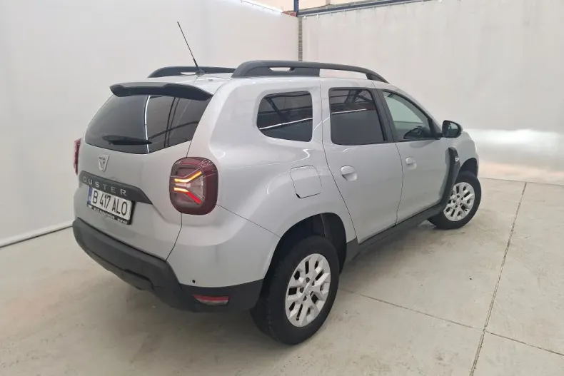 Dacia Duster din 2022 cu 59.801 km - oferta DAC158304 - foto 2