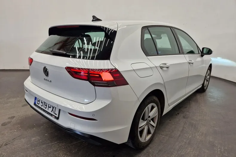 Volkswagen Golf din 2022 cu 32.951 km - oferta VOL158305 - foto 3
