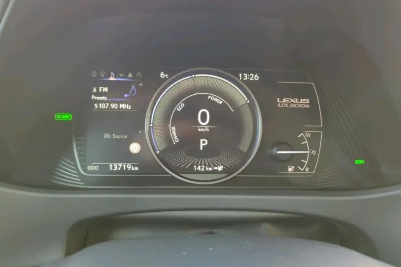 Lexus UX din 2022 cu 13.714 km - oferta LEX158306 - foto 4