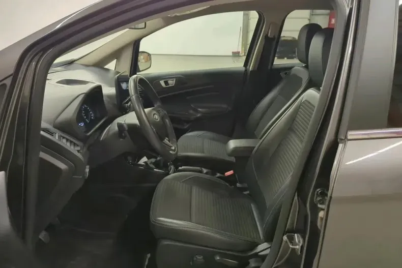 Ford EcoSport din 2020 cu 44.325 km - oferta FOR158311 - foto 3