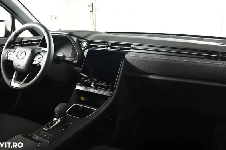 Lexus LBX din 2025 cu 6.900 km - oferta LEX158317 - foto 3