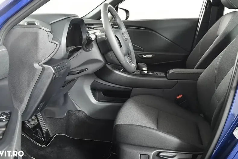 Lexus LBX din 2025 cu 6.900 km - oferta LEX158317 - foto 9