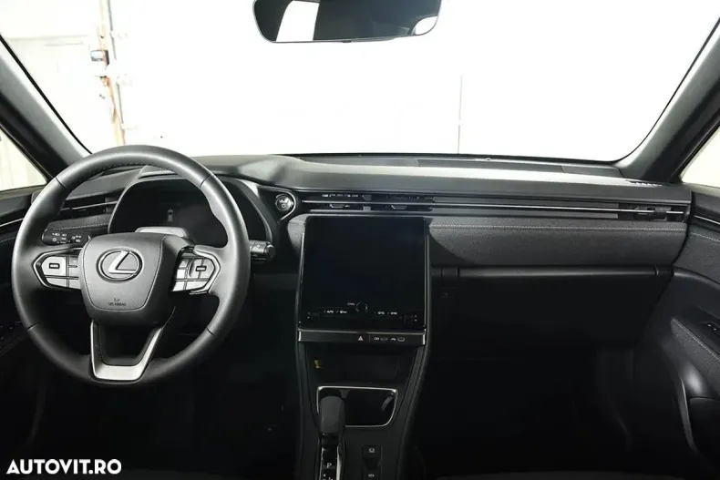 Lexus LBX din 2025 cu 6.900 km - oferta LEX158317 - foto 10