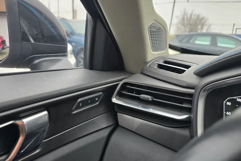 Lynk&Co 01 din 2023 cu 54.200 km - oferta LYN158319 - foto 12