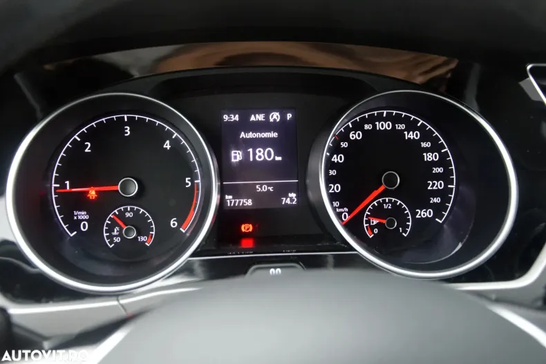 Volkswagen Touran din 2021 cu 177.758 km - oferta VOL158326 - foto 32