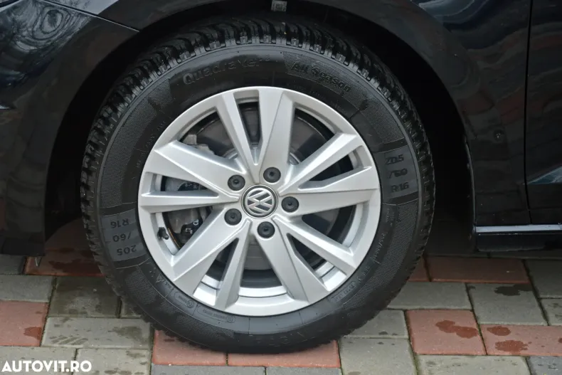 Volkswagen Touran din 2021 cu 177.758 km - oferta VOL158326 - foto 38