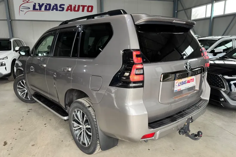 Toyota Land Cruiser din 2022 cu 55.000 km - oferta TOY158328 - foto 3