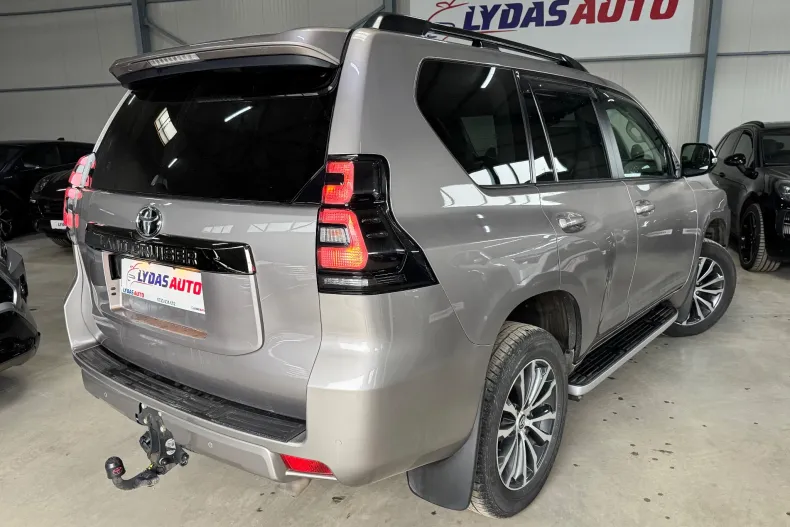 Toyota Land Cruiser din 2022 cu 55.000 km - oferta TOY158328 - foto 5