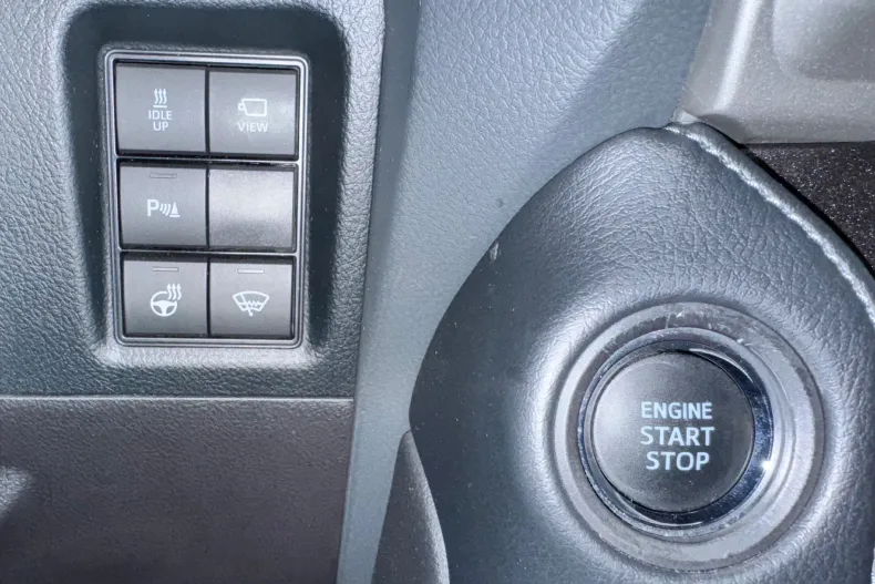 Toyota Land Cruiser din 2022 cu 55.000 km - oferta TOY158328 - foto 13