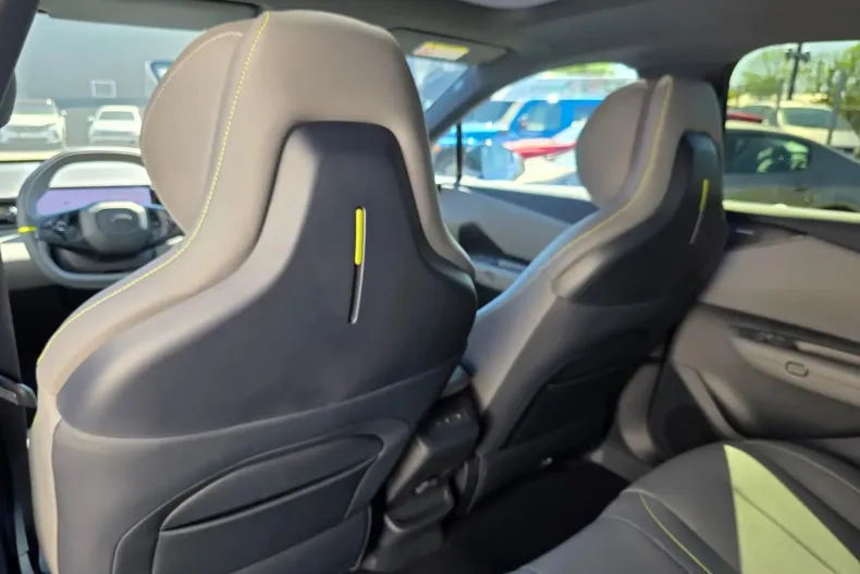 Lynk&Co 02 din 2024 cu 500 km - oferta LYN158329 - foto 36