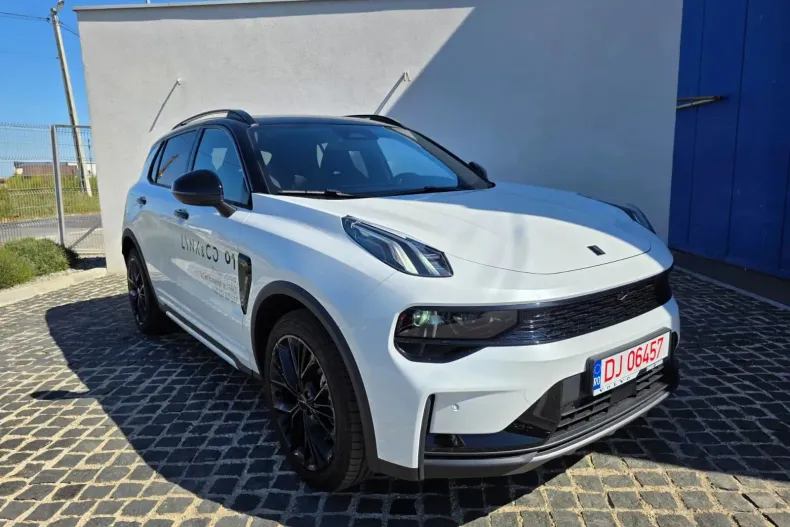 Lynk&Co 01 din 2024 cu 1.900 km - oferta LYN158330 - foto 1