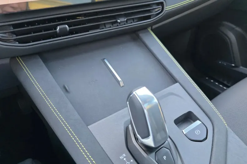 Lynk&Co 01 din 2024 cu 1.900 km - oferta LYN158330 - foto 21