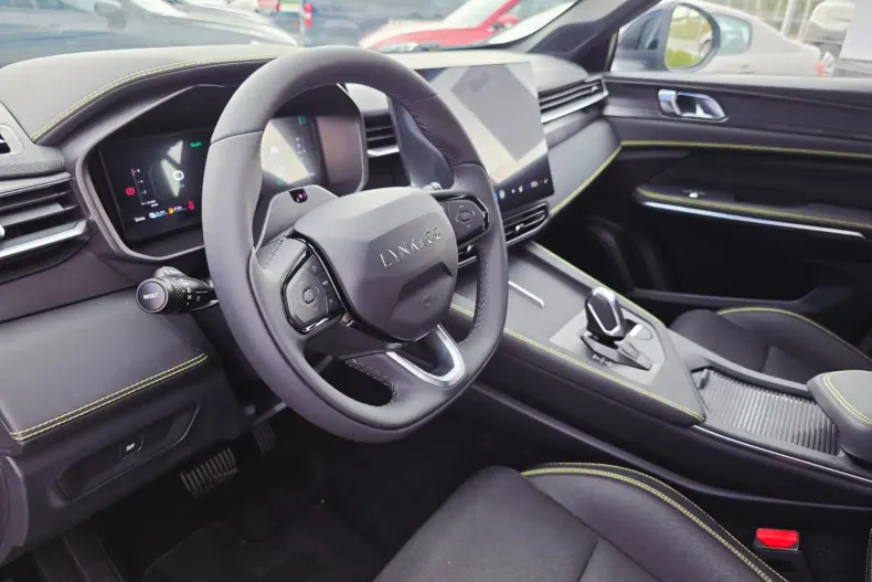 Lynk&Co 01 din 2025 cu 2 km - oferta LYN158331 - foto 18