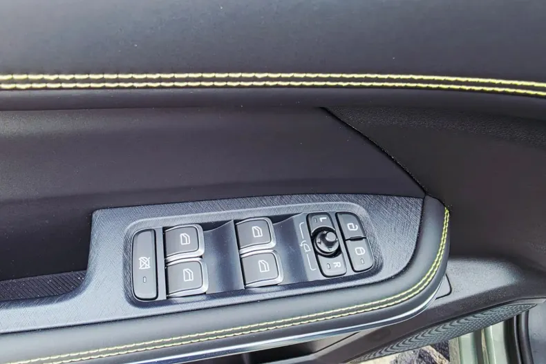 Lynk&Co 01 din 2025 cu 2 km - oferta LYN158331 - foto 26