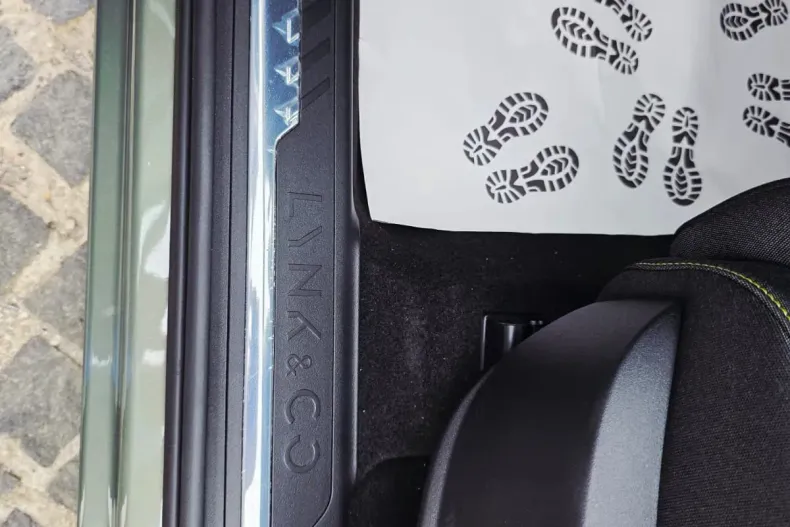 Lynk&Co 01 din 2025 cu 2 km - oferta LYN158331 - foto 30