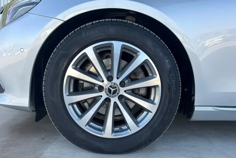 Mercedes-Benz E din 2019 cu 87.000 km - oferta MER158341 - foto 37