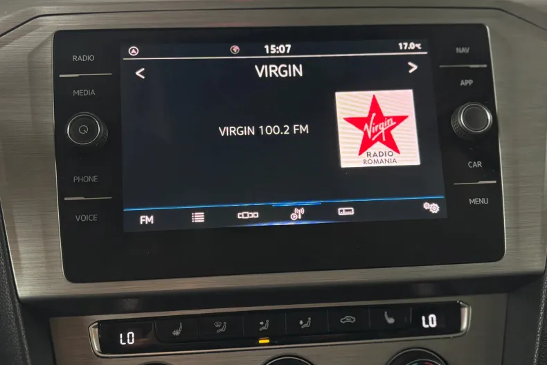 Volkswagen Passat din 2020 cu 143.698 km - oferta VOL158342 - foto 26