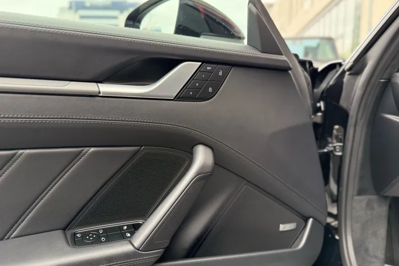 Porsche 911 din 2023 cu 4.200 km - oferta POR158346 - foto 18