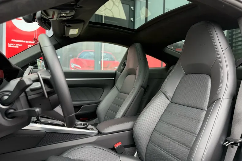 Porsche 911 din 2023 cu 4.200 km - oferta POR158346 - foto 20