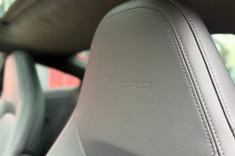 Porsche 911 din 2023 cu 4.200 km - oferta POR158346 - foto 30