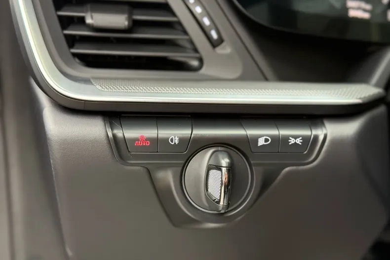 Porsche 911 din 2023 cu 4.200 km - oferta POR158346 - foto 33