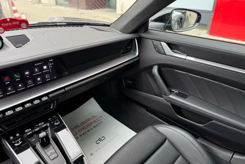Porsche 911 din 2023 cu 4.200 km - oferta POR158346 - foto 34