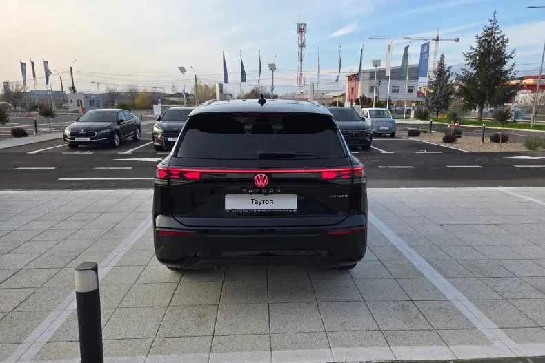 Volkswagen Tayron din 2025 cu 5 km - oferta VOL158347 - foto 5