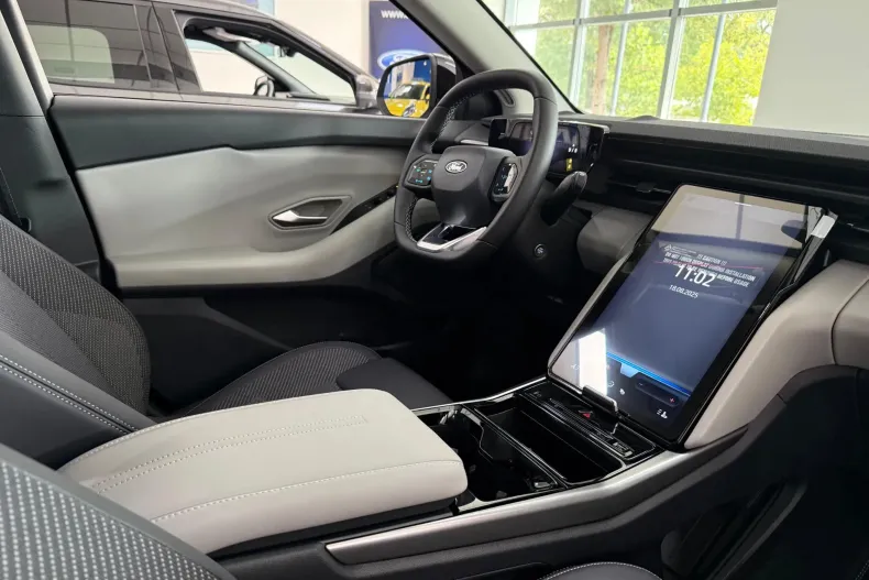 Ford Explorer din 2025 cu 1 km - oferta FOR158349 - foto 13