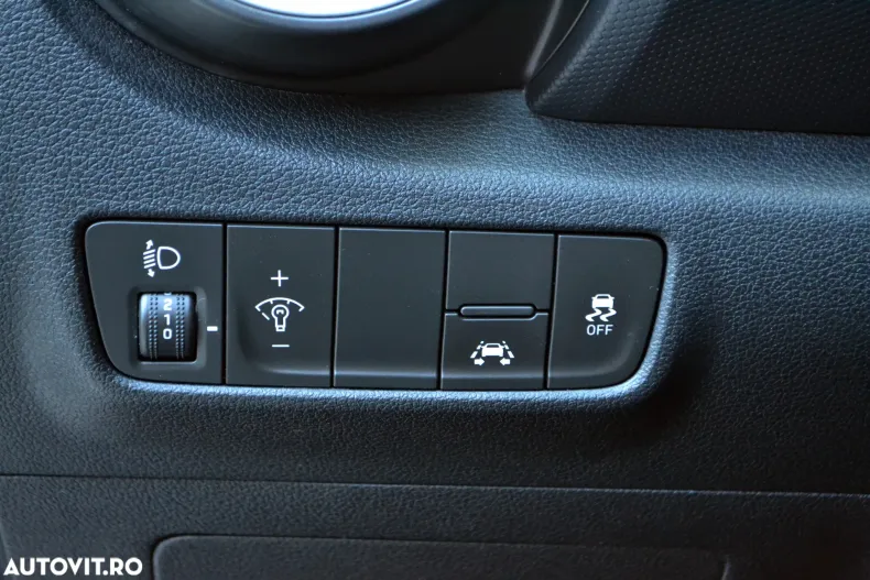 Hyundai KONA din 2020 cu 45.813 km - oferta HYU158356 - foto 11