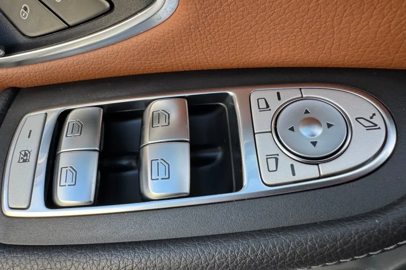 Mercedes-Benz GLC Coupe din 2021 cu 59.900 km - oferta MER158361 - foto 15