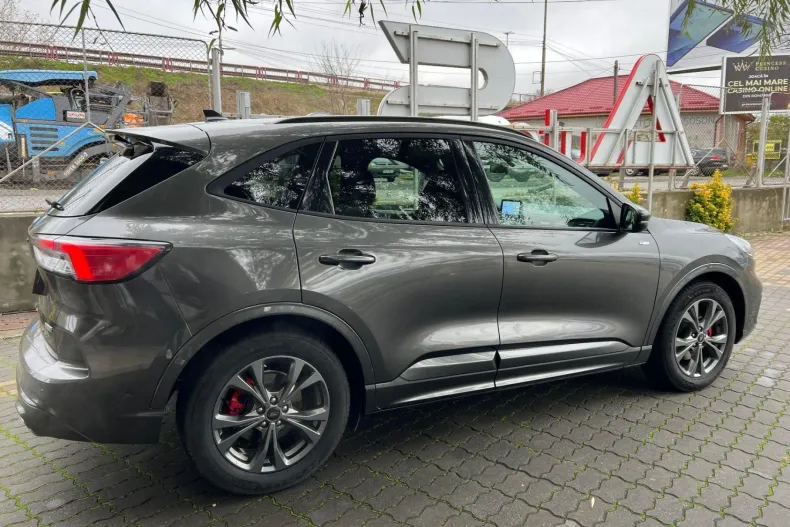 Ford Kuga din 2023 cu 77.351 km - oferta FOR158362 - foto 15