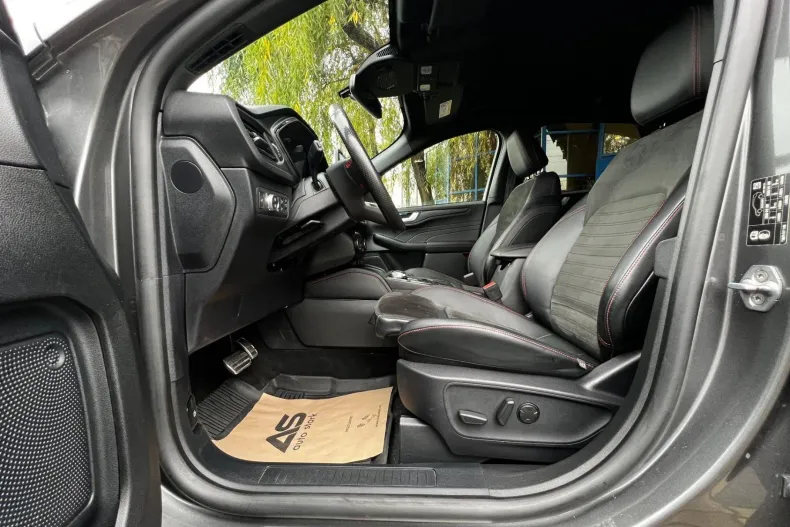 Ford Kuga din 2023 cu 77.351 km - oferta FOR158362 - foto 17