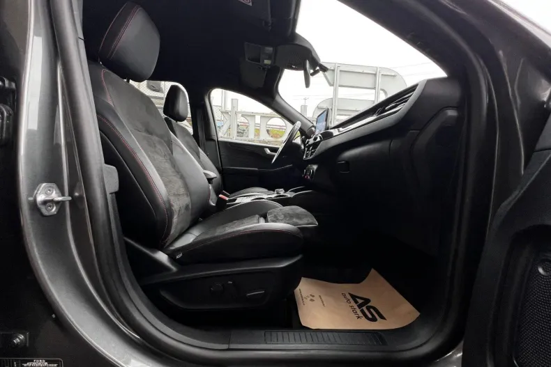 Ford Kuga din 2023 cu 77.351 km - oferta FOR158362 - foto 21