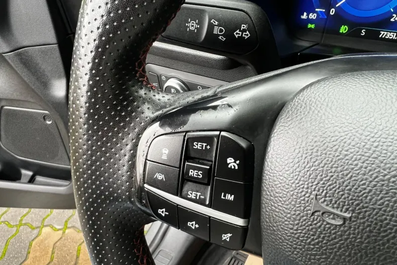 Ford Kuga din 2023 cu 77.351 km - oferta FOR158362 - foto 23