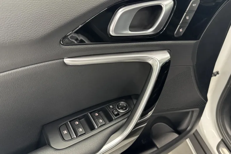 Kia XCeed din 2021 cu 37.730 km - oferta KIA158365 - foto 7