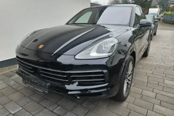 Porsche Cayenne din 2022 - oferta POR158368