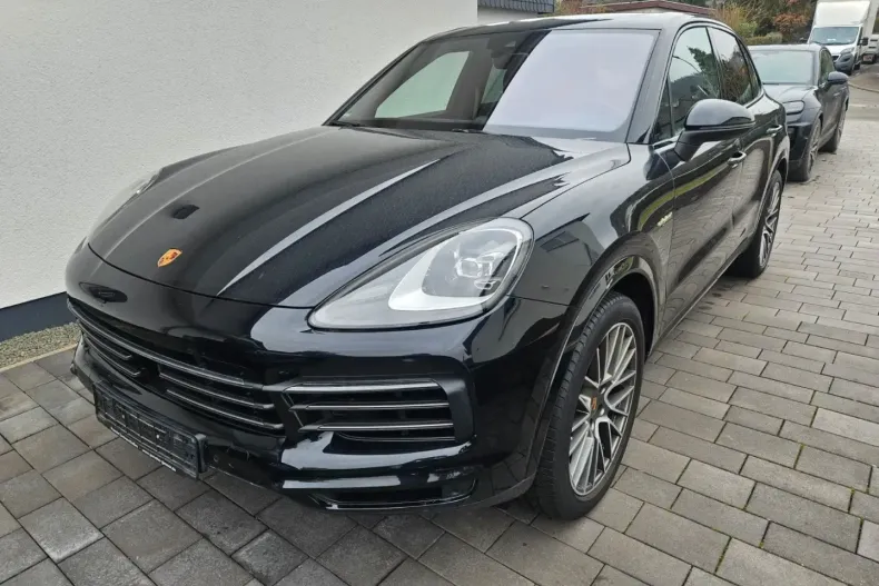 Porsche Cayenne din 2022 cu 75.500 km - oferta POR158368 - foto 2
